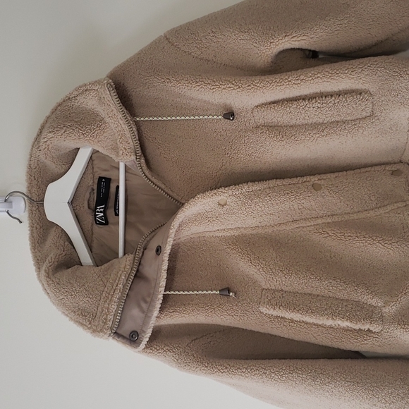 Zara Teddy Jacket - Picture 2 of 8